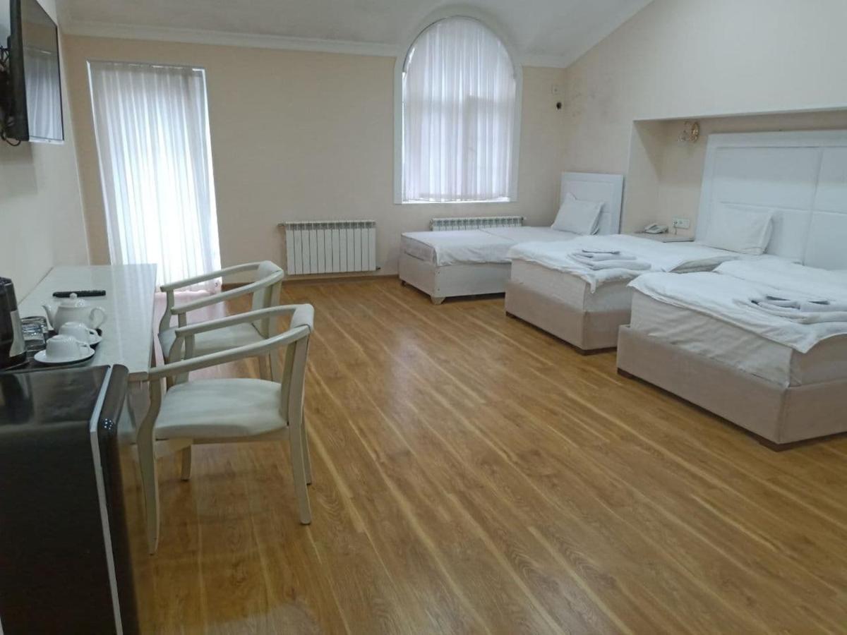 Queens 2 Hotel Ташкент Экстерьер фото