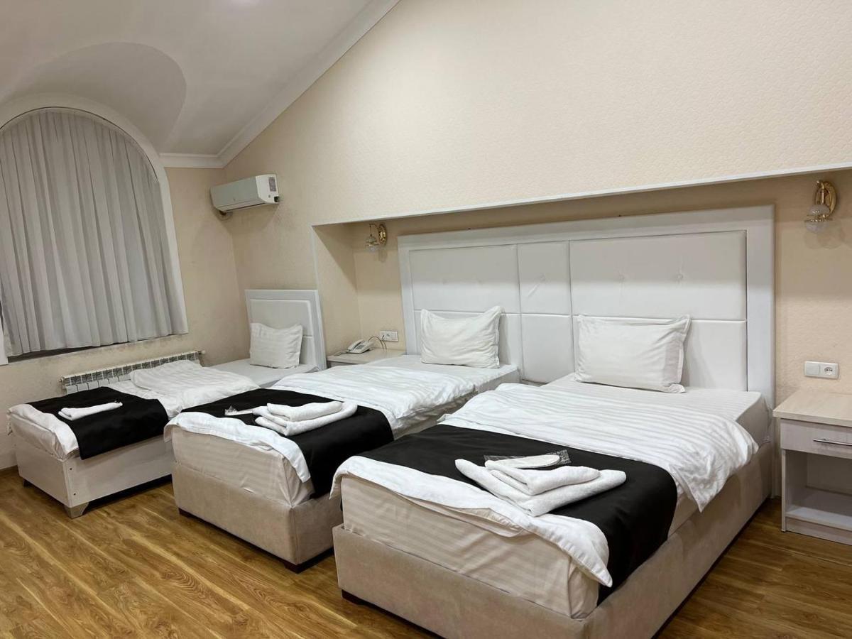 Queens 2 Hotel Ташкент Экстерьер фото